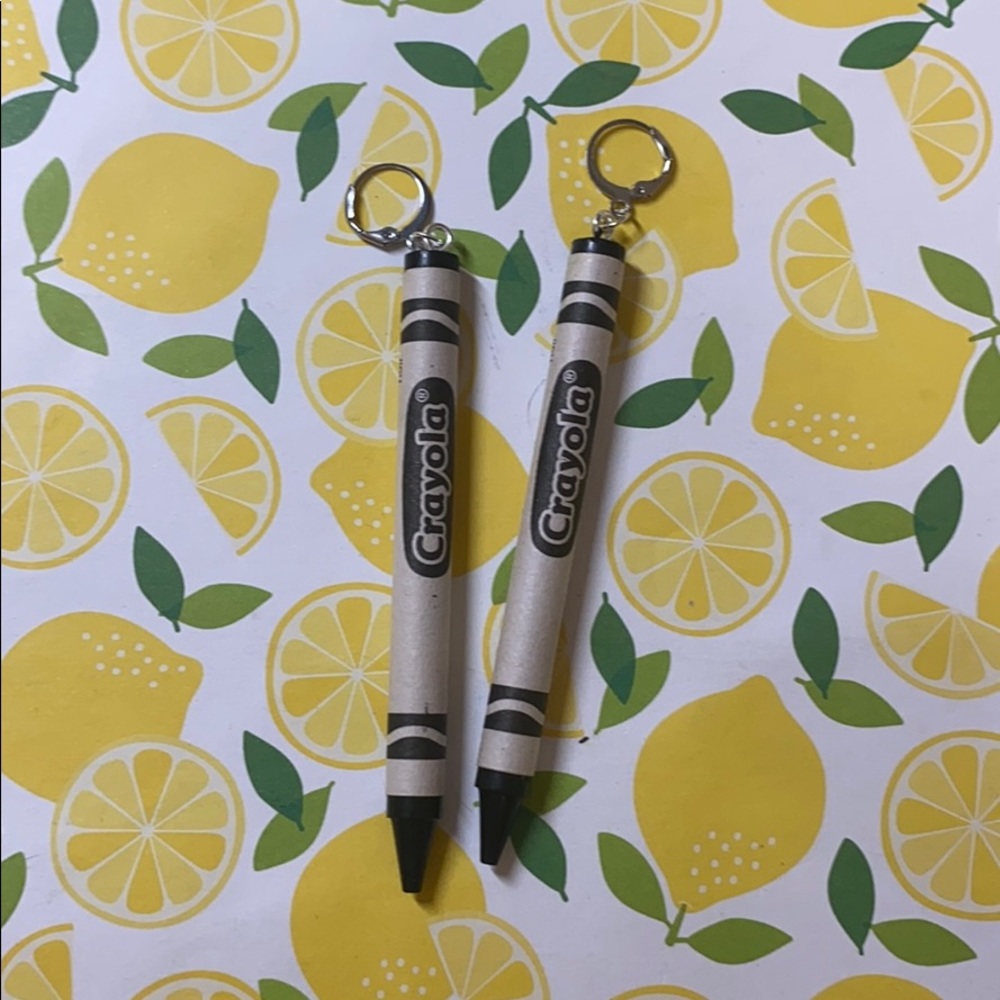 🍓 NWT Black Crayon Dangle Statement Earrings